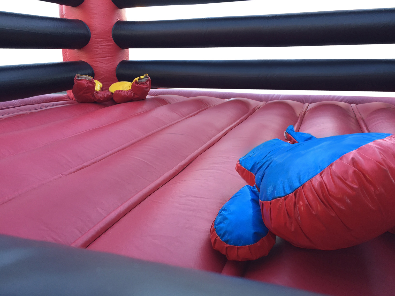 Inflatable Boxing Ring - Bouncy Boxing - Oversized Gloves -  all-starinflatables.com
